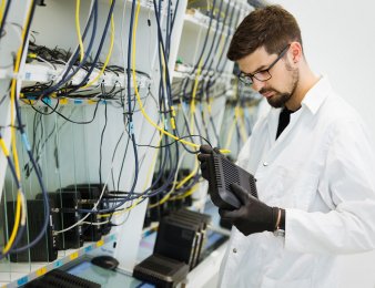 Naprawa routerów marki Apple