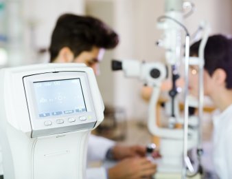 Na czym polega test stereoskopowy?