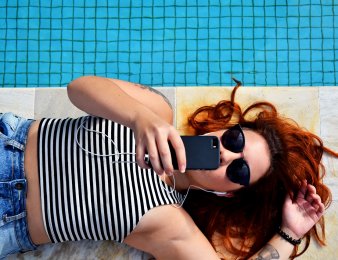 Najlepsze zioła na uspokojenie – jak zredukować stres naturalnymi metodami?